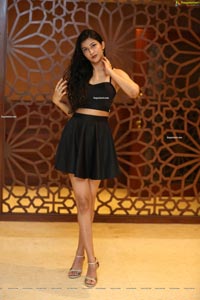 Riya Singh at Sutraa Exhibition Festive Special