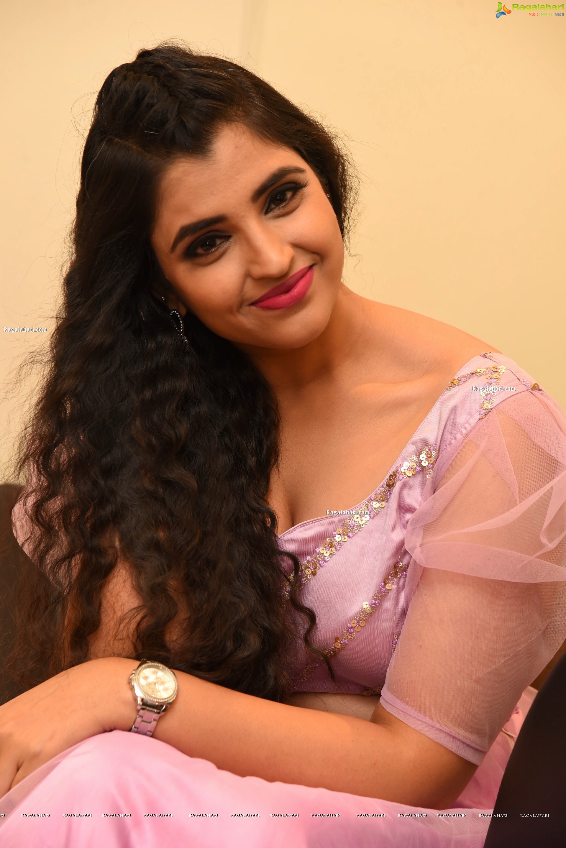 Shyamala at Bangaru Bullodu Pre-Release Event, HD Photo Gallery