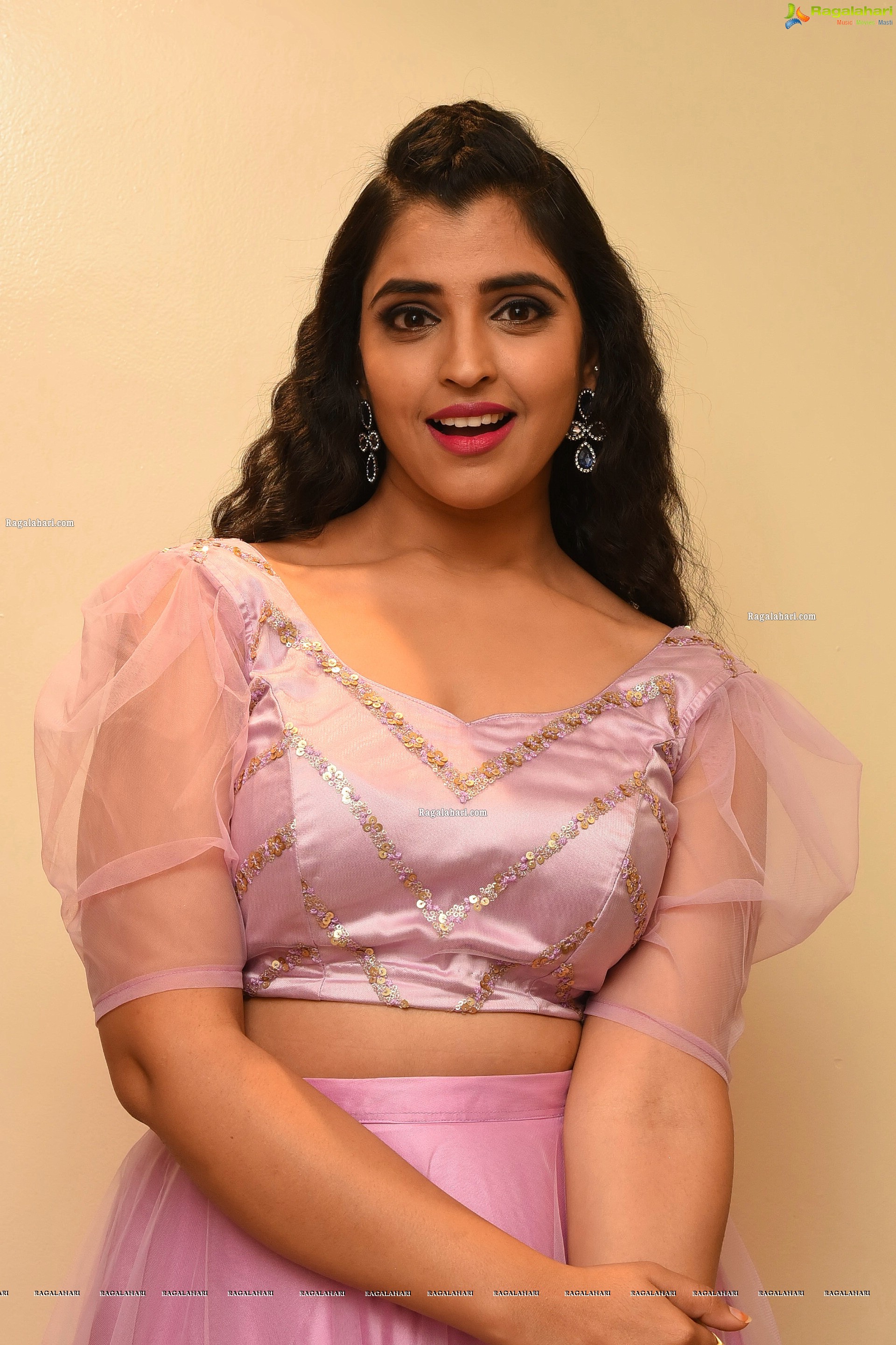 Shyamala at Bangaru Bullodu Pre-Release Event, HD Photo Gallery