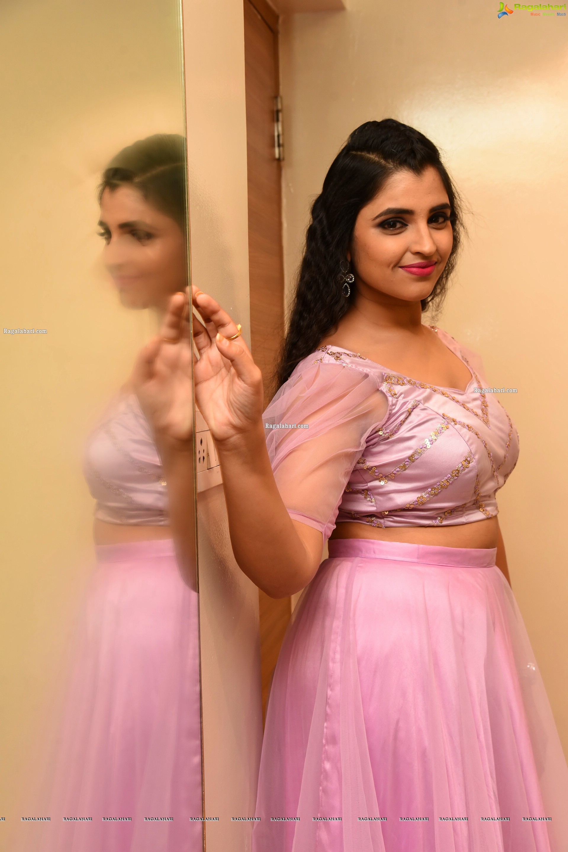 Shyamala at Bangaru Bullodu Pre-Release Event, HD Photo Gallery