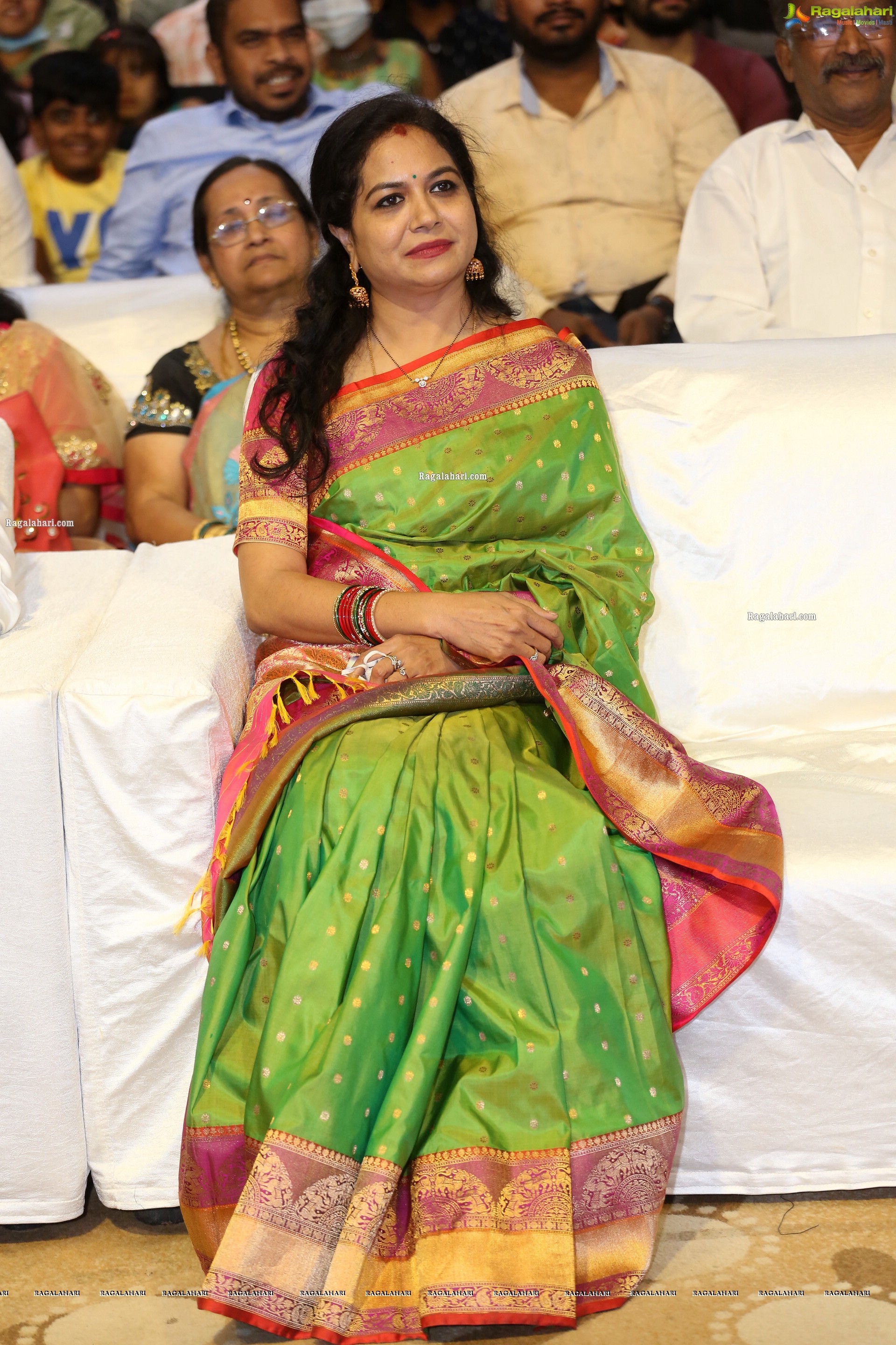 Sunitha at 30 Rojullo Preminchadam Ela Pre-Release Event, HD Stills