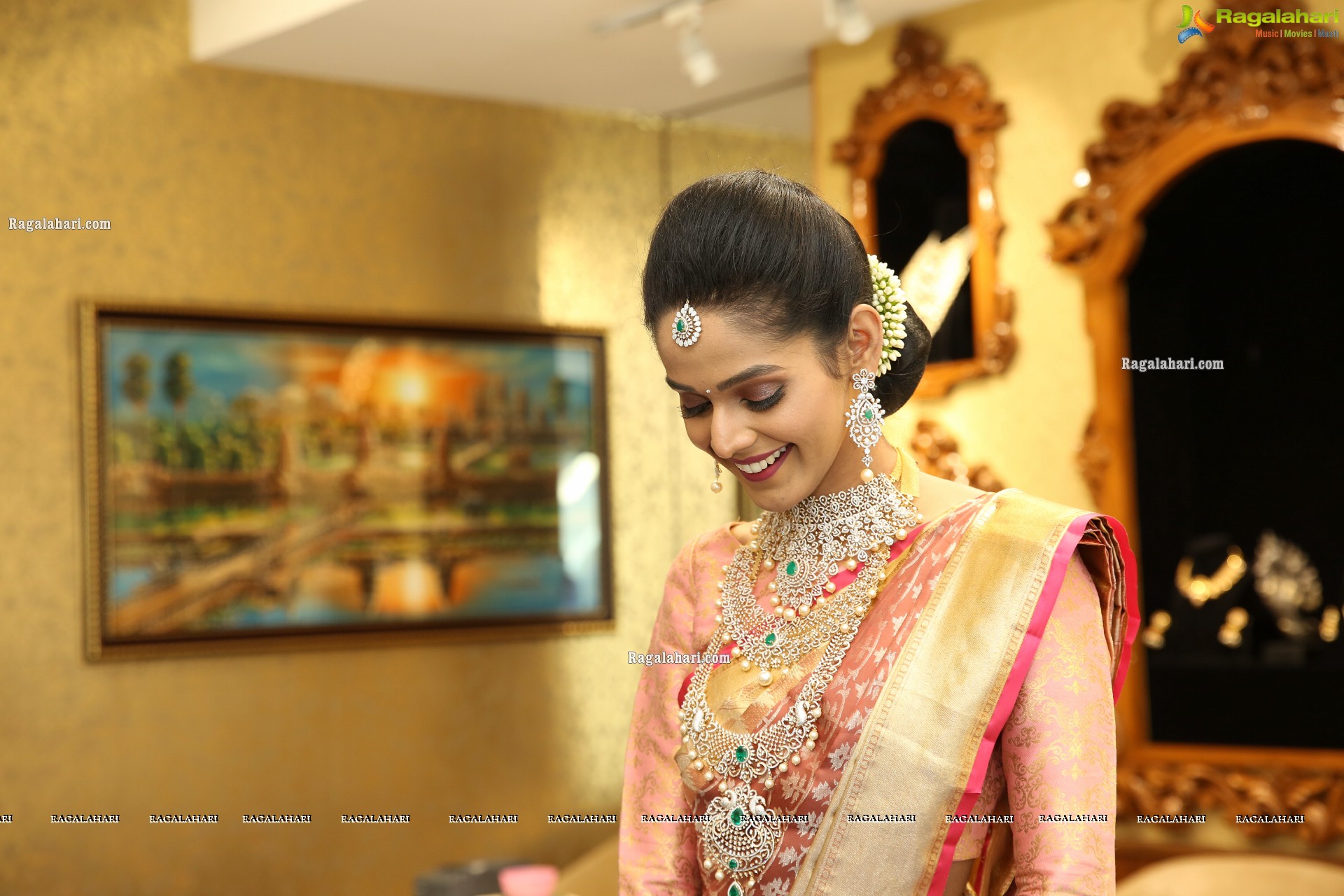 Sushmitha Raj Showcases a Bridal Collection by The Diamond Store by Chandubhai, HD Stills