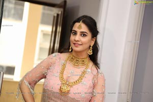 Tejal Tammali at Hi Life Exhibition Curtain Raiser