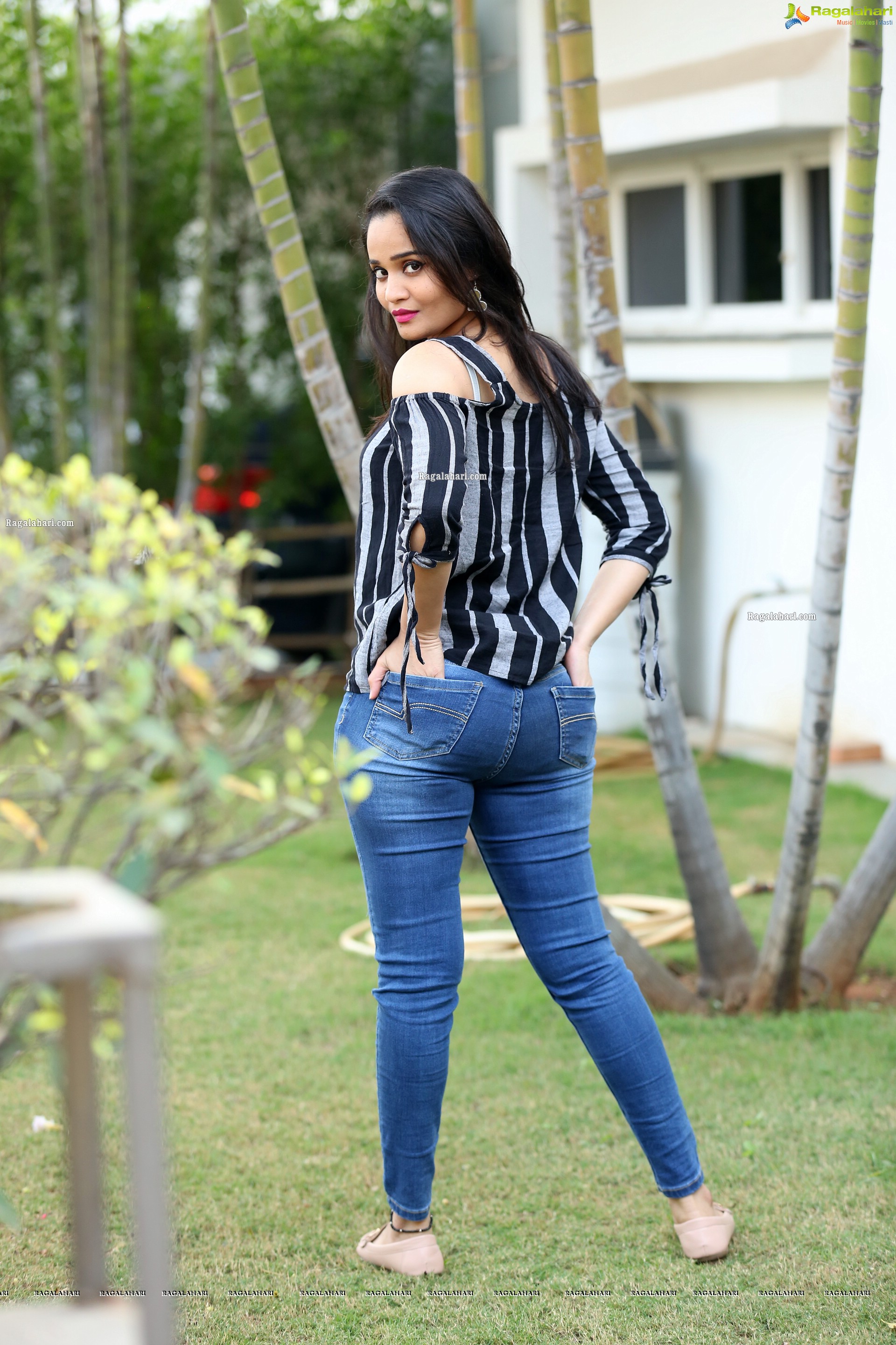 Usha Kurapati in Grey And Black Stripes Cold Shoulders Top, HD Photo Gallery