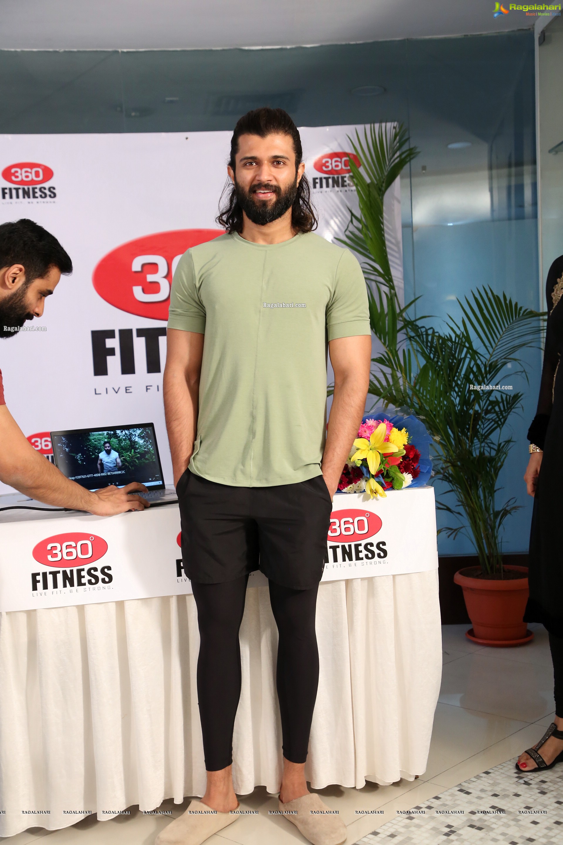 Vijay Deverakonda at 360 Degrees Fitness Website Launch, HD Photo Gallery