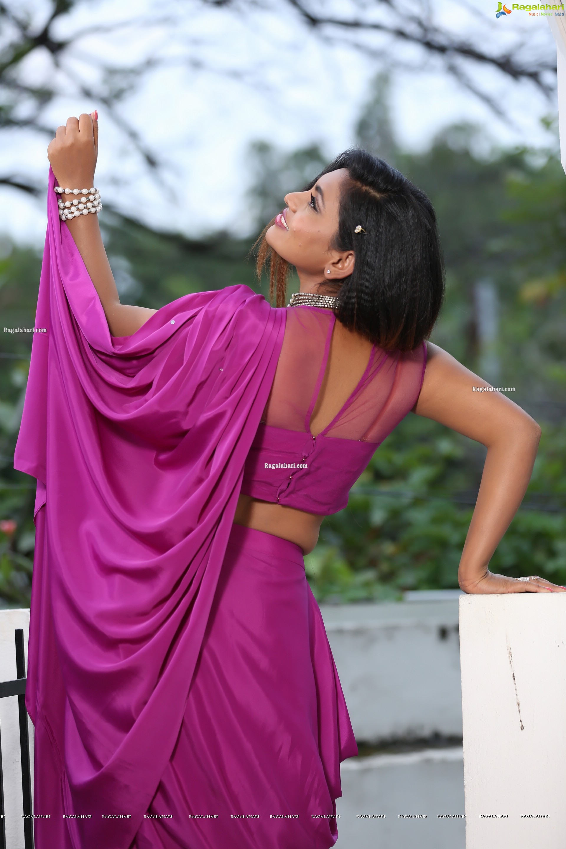 Priyanka Augustin in Purplish Pink Saree, Exclusive Photo Shoot