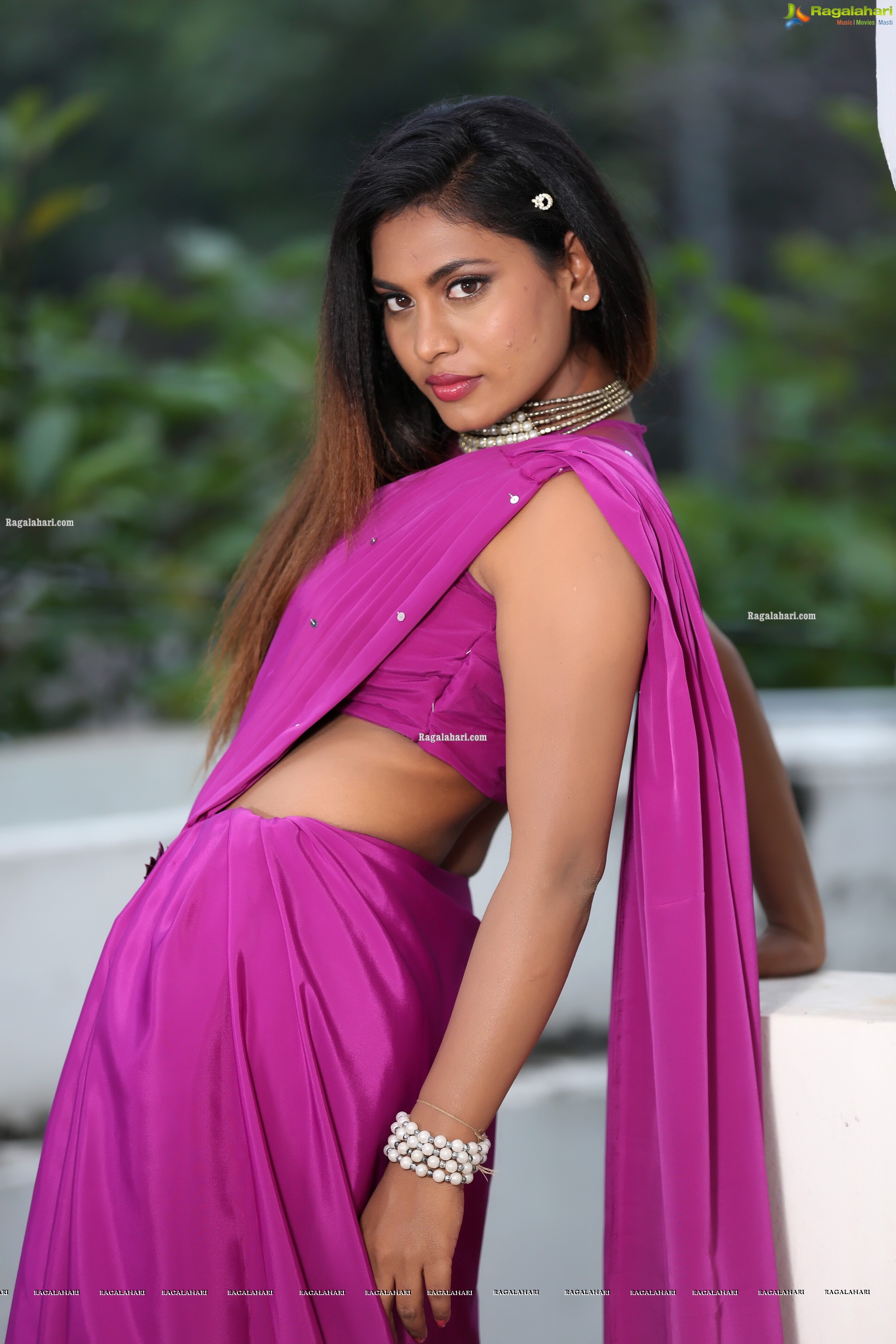 Priyanka Augustin in Purplish Pink Saree, Exclusive Photo Shoot