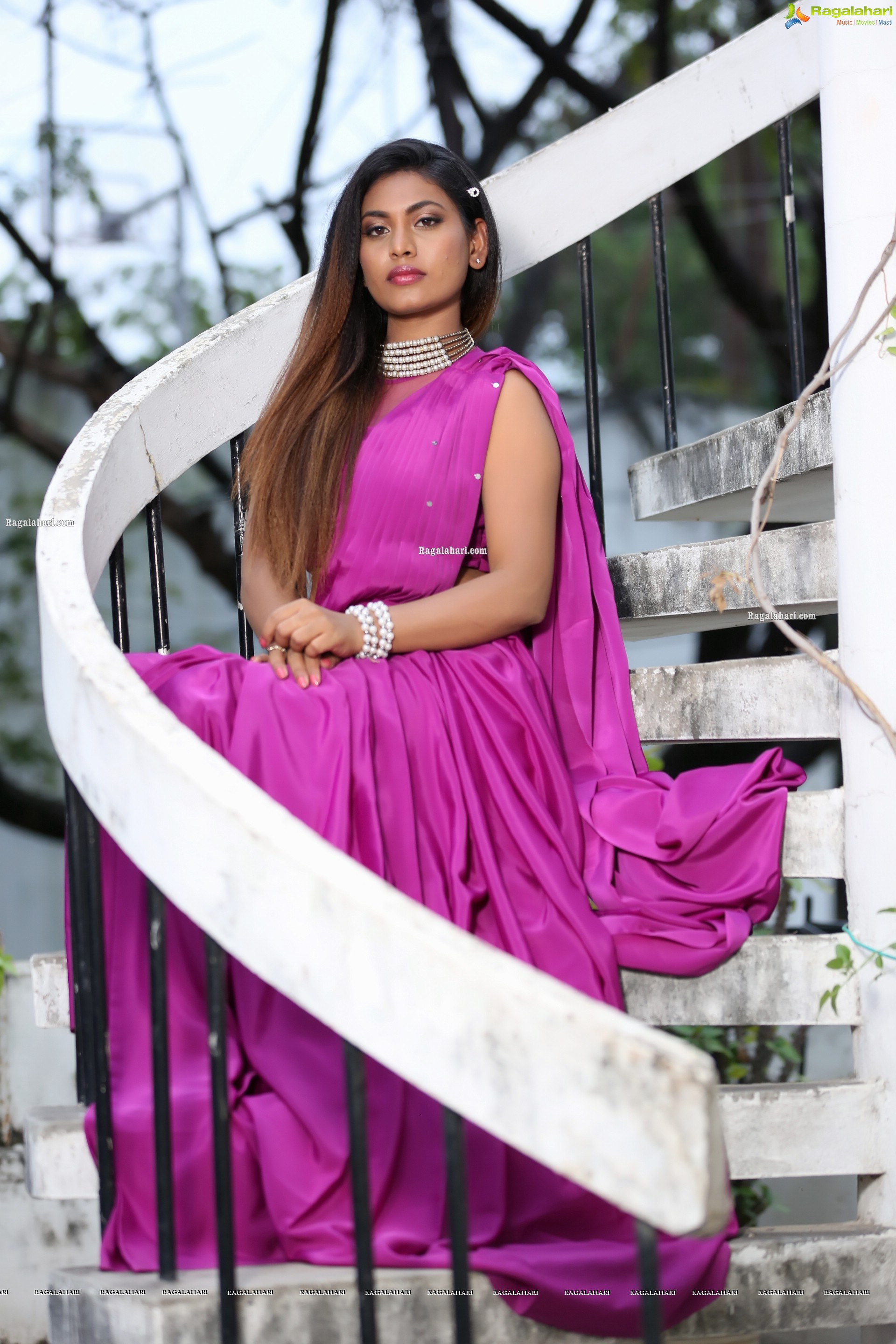 Priyanka Augustin in Purplish Pink Saree, Exclusive Photo Shoot