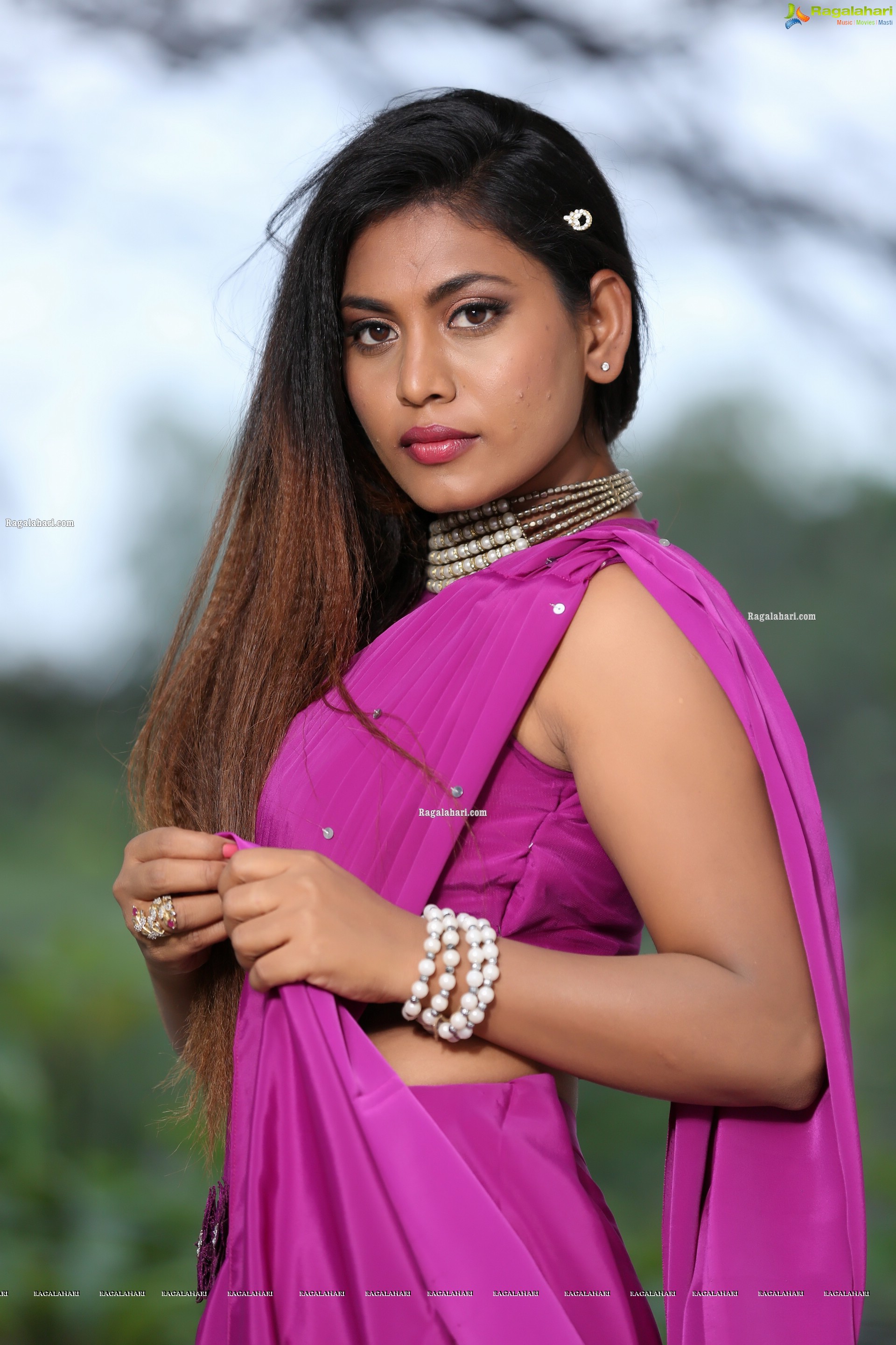 Priyanka Augustin in Purplish Pink Saree, Exclusive Photo Shoot