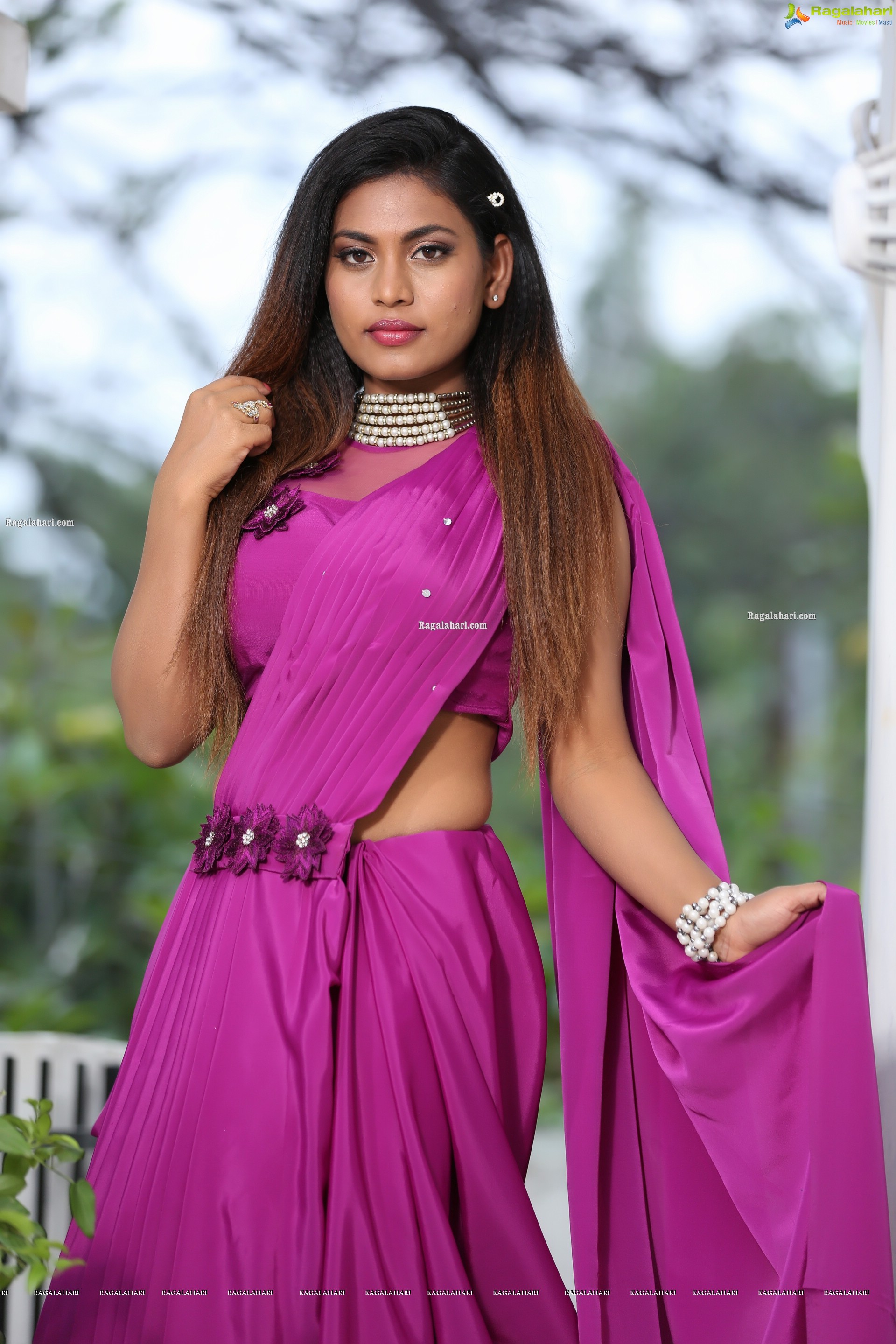 Priyanka Augustin in Purplish Pink Saree, Exclusive Photo Shoot