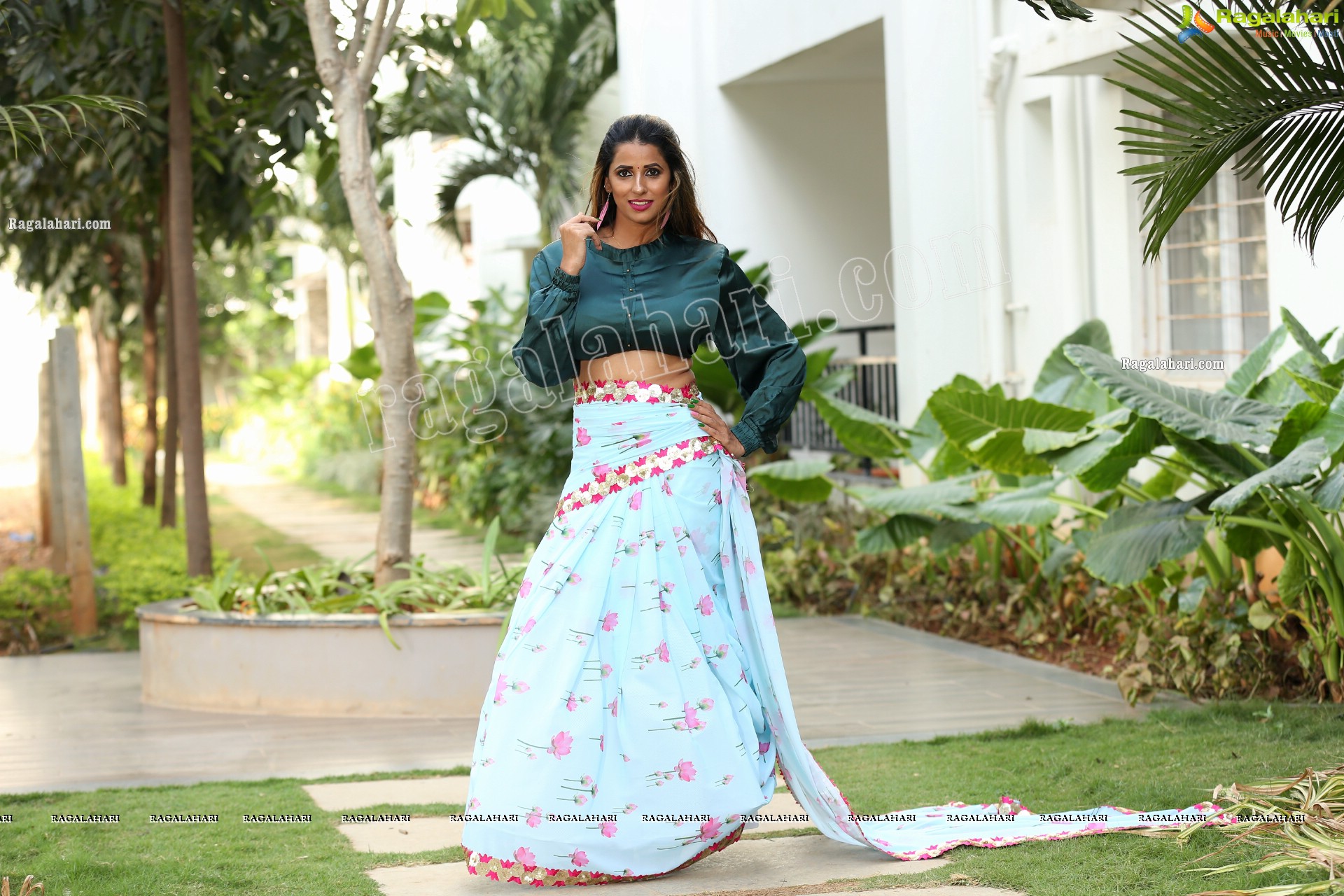 Shraavya Reddy in Mint Green Saree With Teal Blue Blouse, Exclusive Photo Shoot