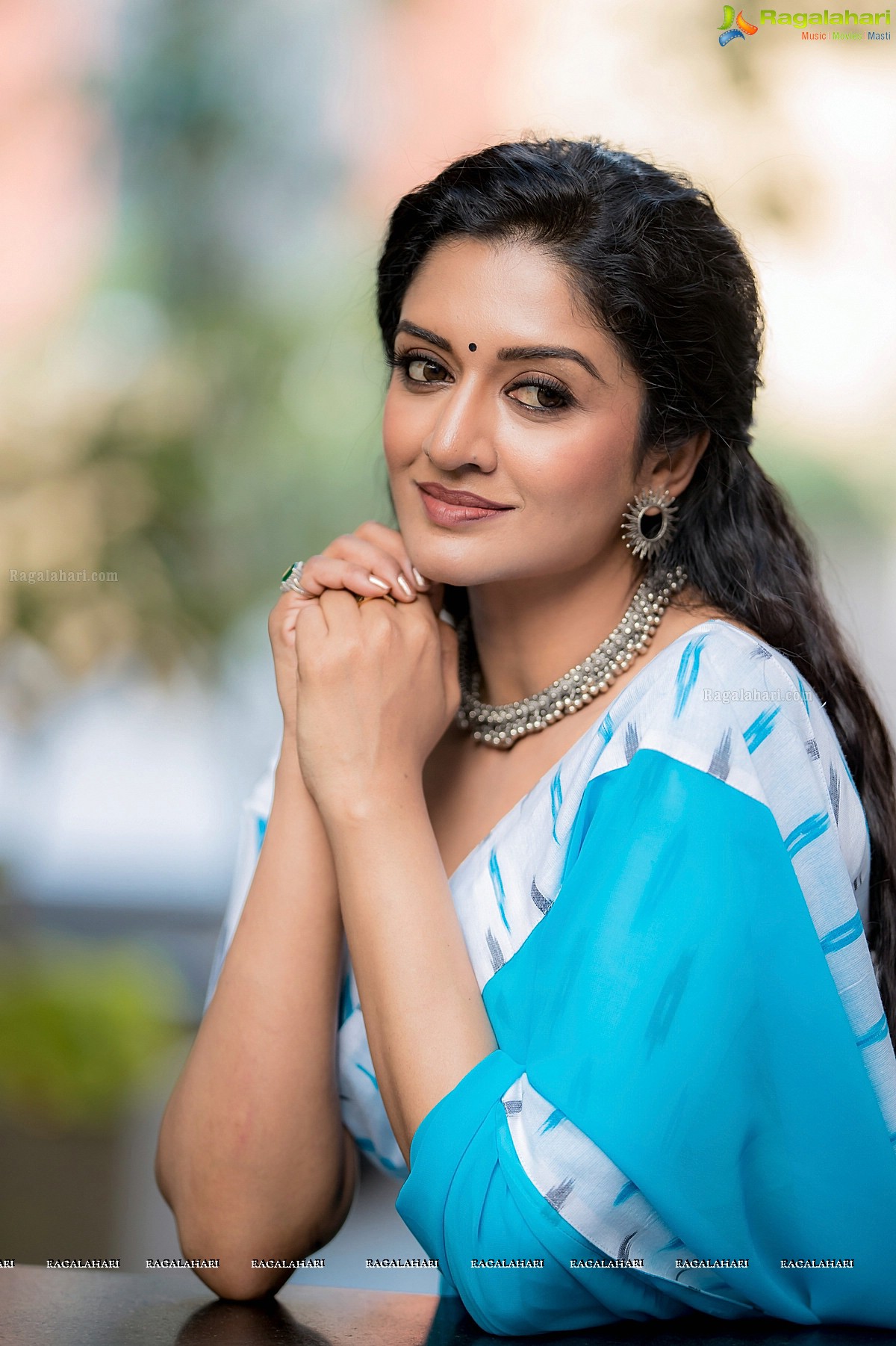 Vimala Raman in Sky Blue Saree, Photo Gallery