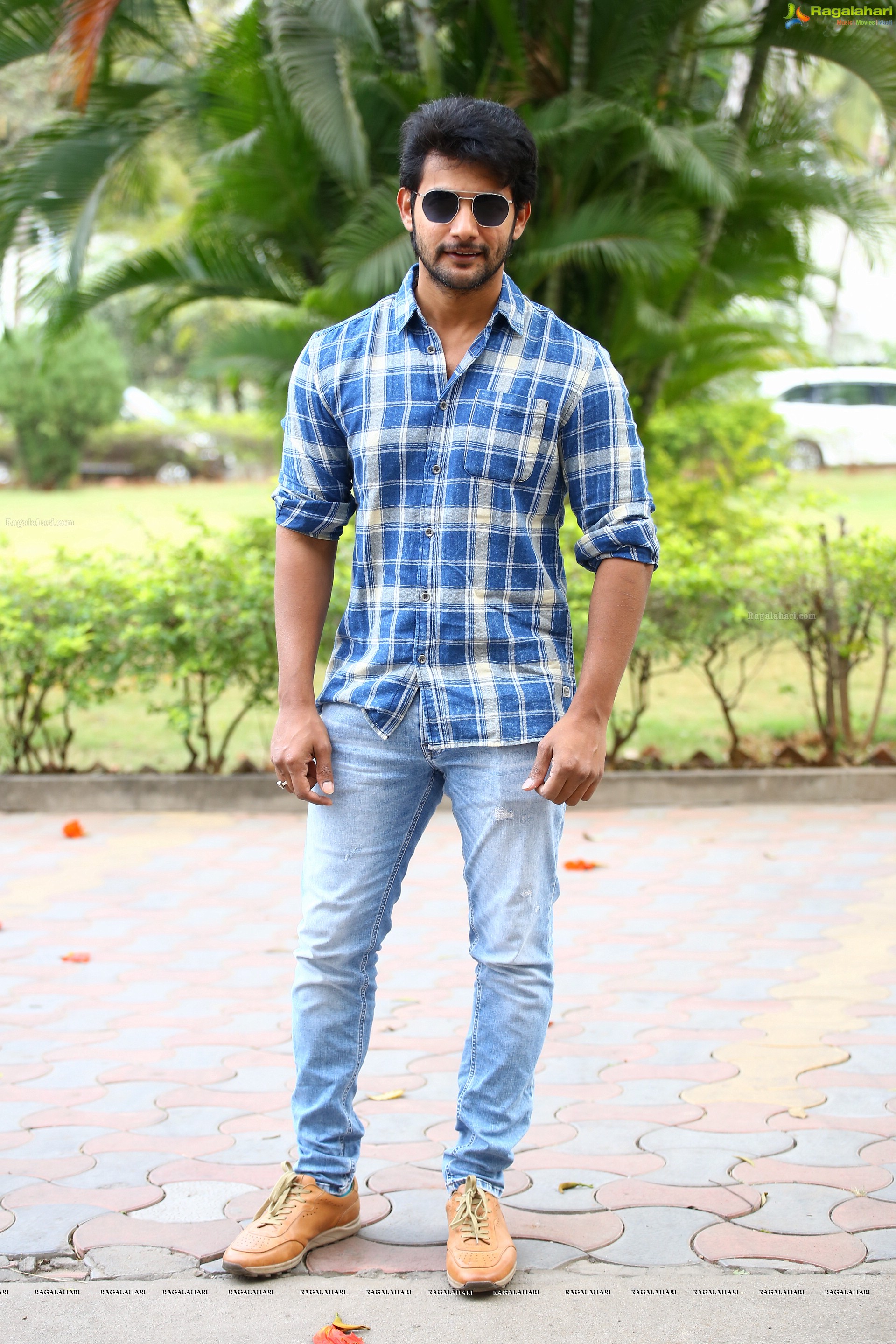 Aadi Saikumar at Atithi Devobhava Movie Success Meet, HD Photo Gallery