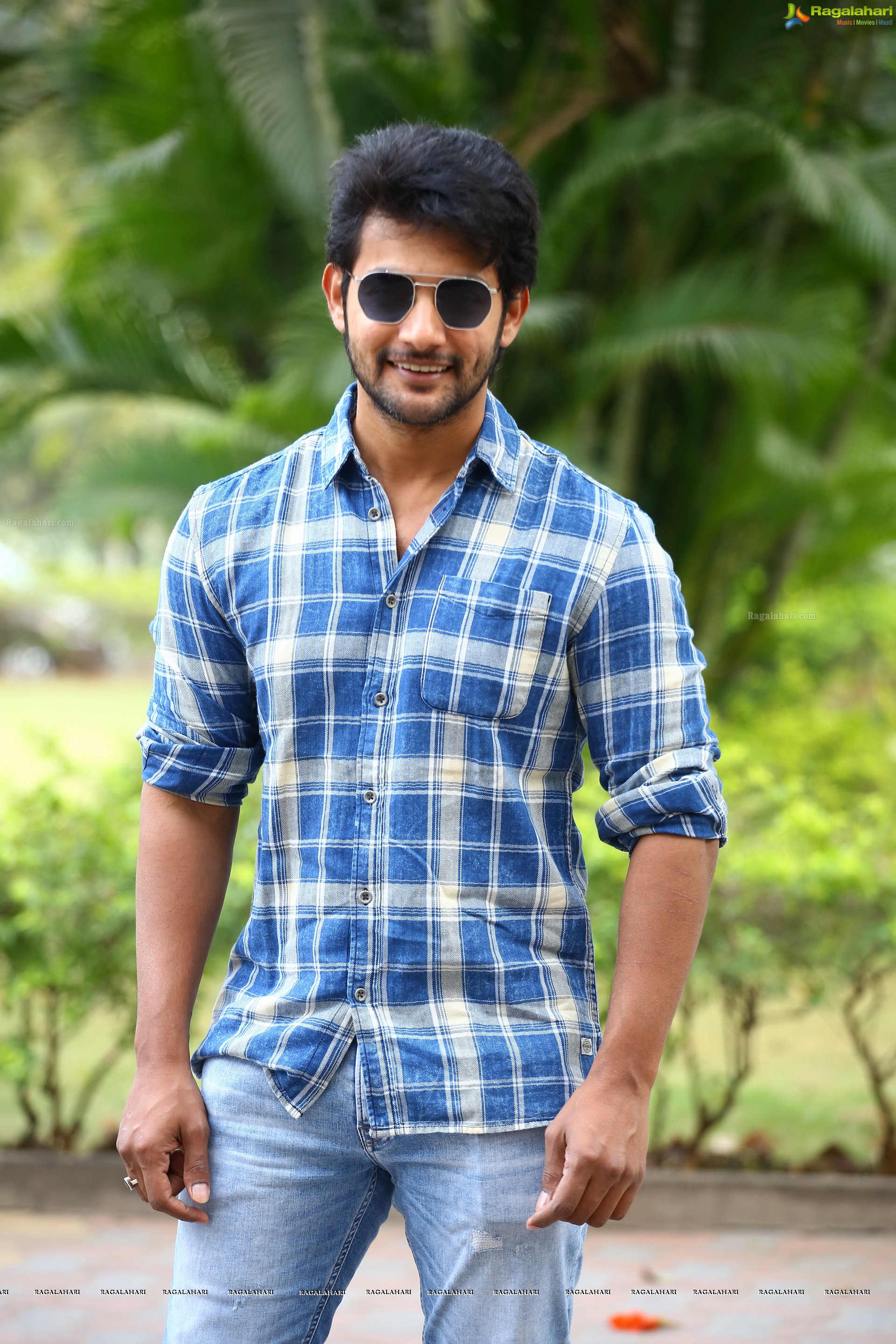 Aadi Saikumar at Atithi Devobhava Movie Success Meet, HD Photo Gallery