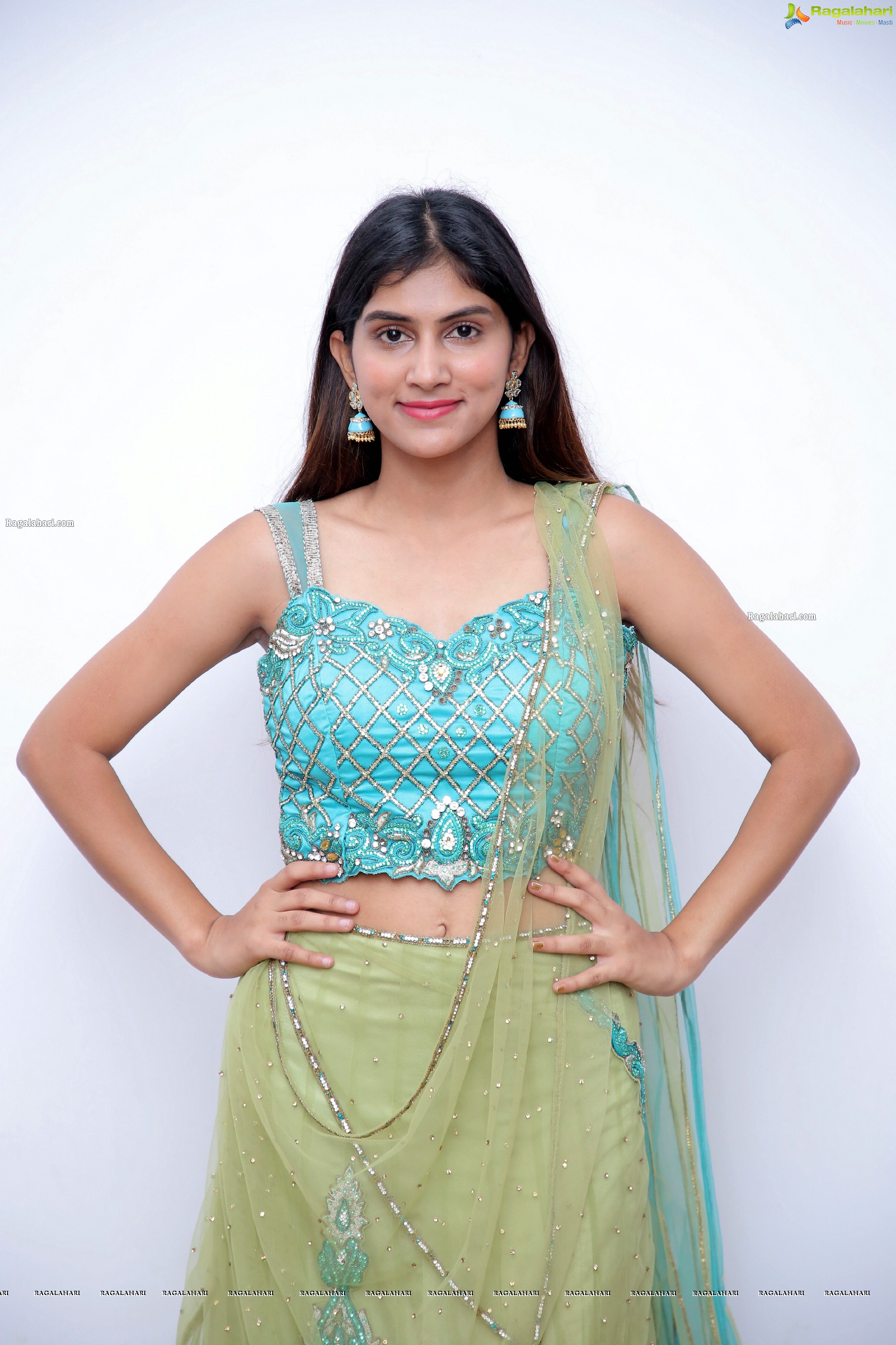 Aparna Reddy Latest Photoshoot Stills, HD Photo Gallery