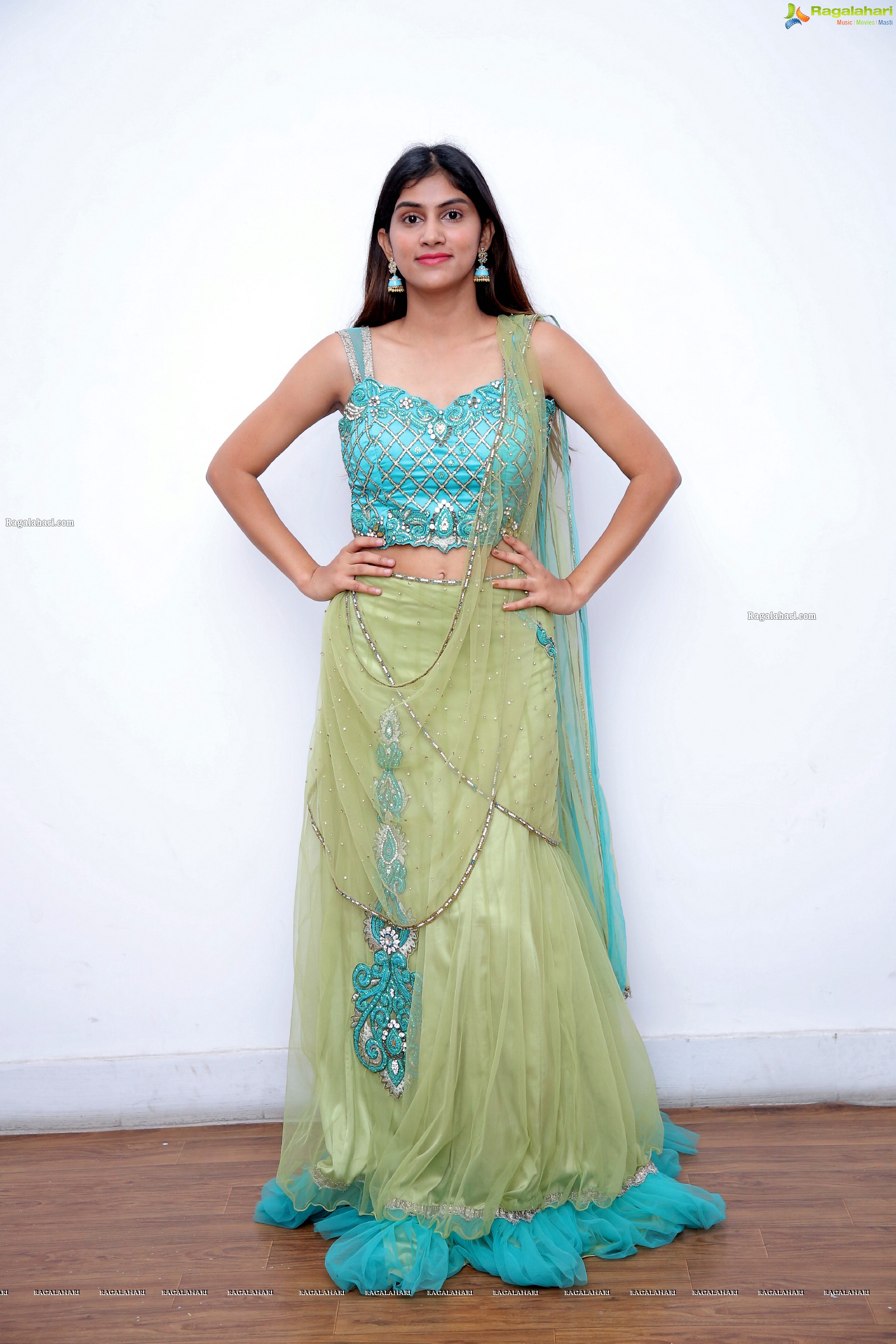 Aparna Reddy Latest Photoshoot Stills, HD Photo Gallery