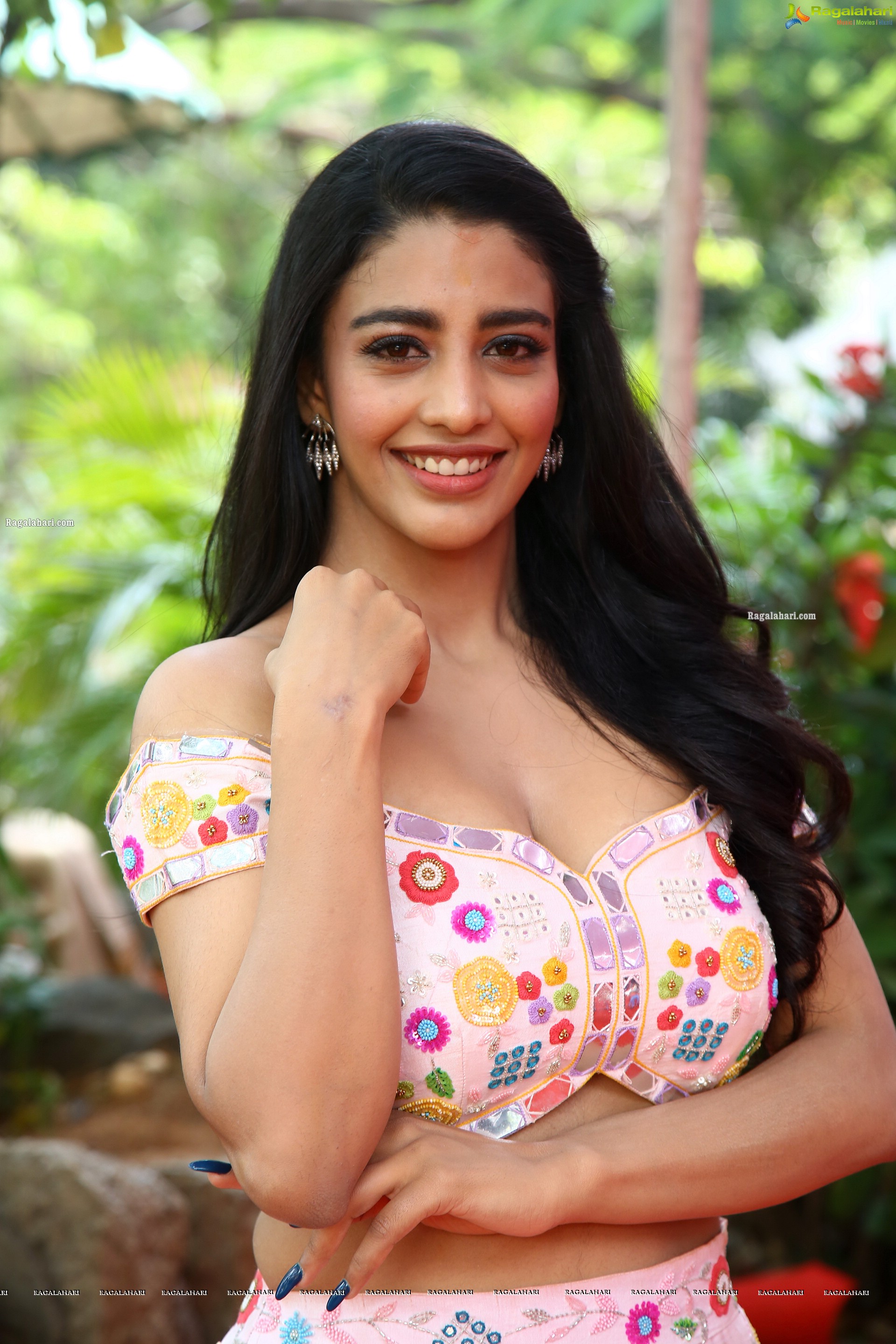 Daksha Nagarkar at Ravanasura Movie Opening, HD Photo Gallery