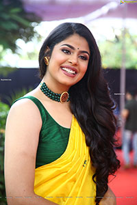 Faria Abdullah at Ravanasura Movie Opening