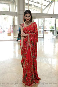 Fasiha Waseem Stills in Red Designer Saree
