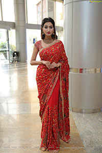 Fasiha Waseem Stills in Red Designer Saree