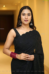 Honey Reddy Beautiful Stills in Black Saree