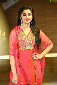 Krithi Shetty at Aa Ammayi Gurinchi Meeku Cheppali Event