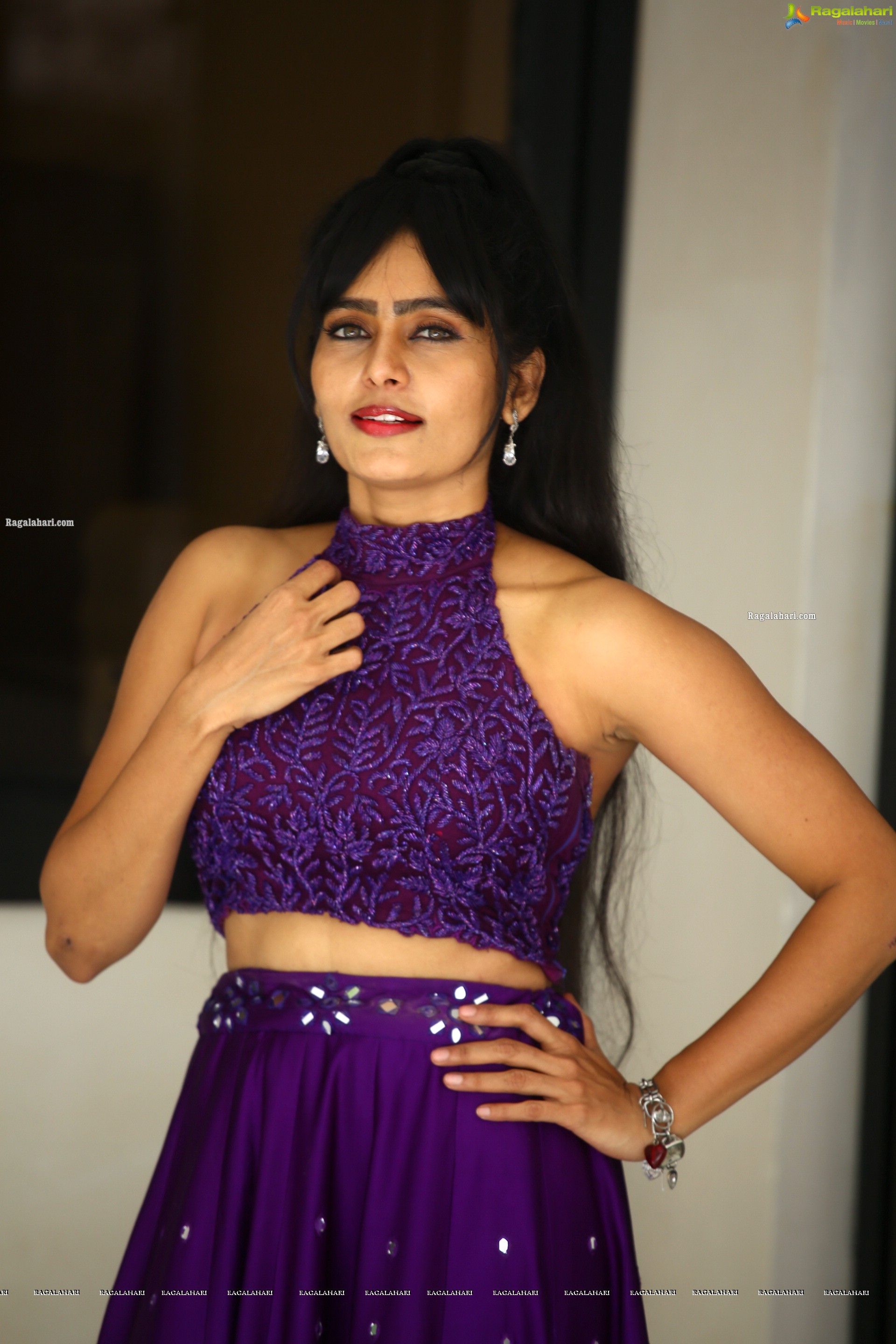 Mihirah at VRGR Movies Production No.1 Movie Opening, HD Photo Gallery