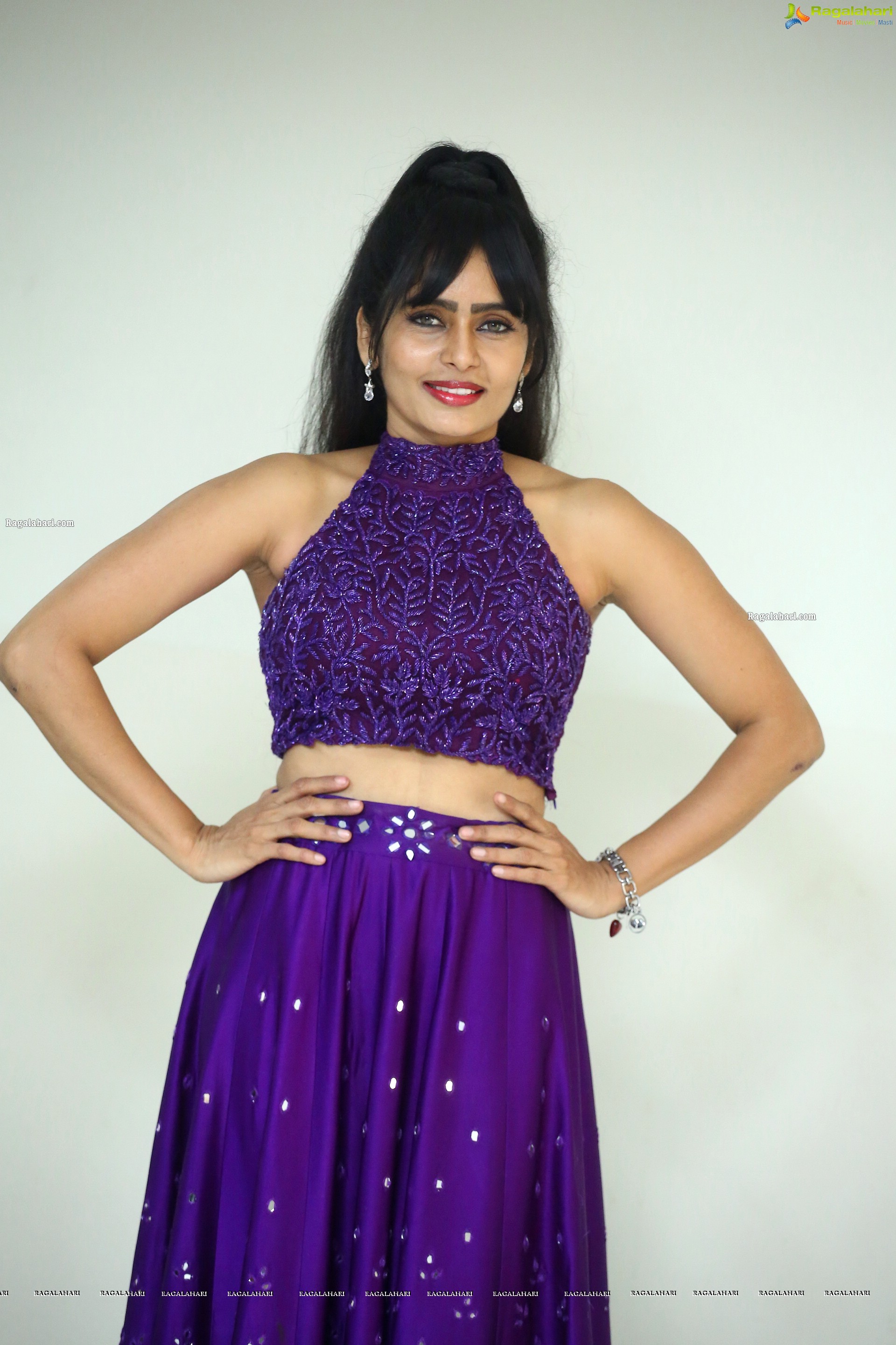 Mihirah at VRGR Movies Production No.1 Movie Opening, HD Photo Gallery