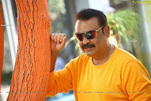 Senior Actor Naresh Photo Gallery