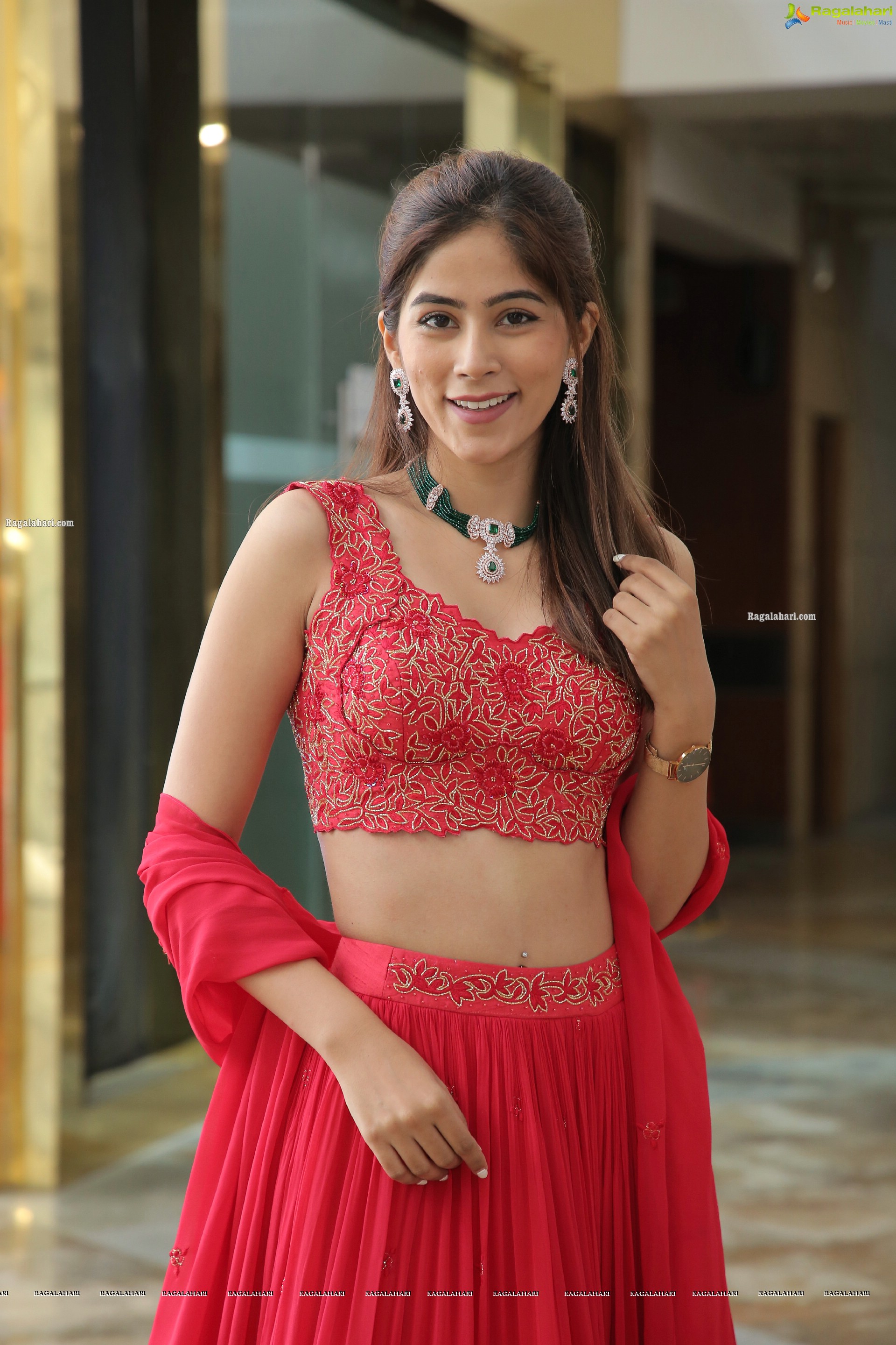 Nikita Tanwani Latest Photoshoot Stills, HD Photo Gallery