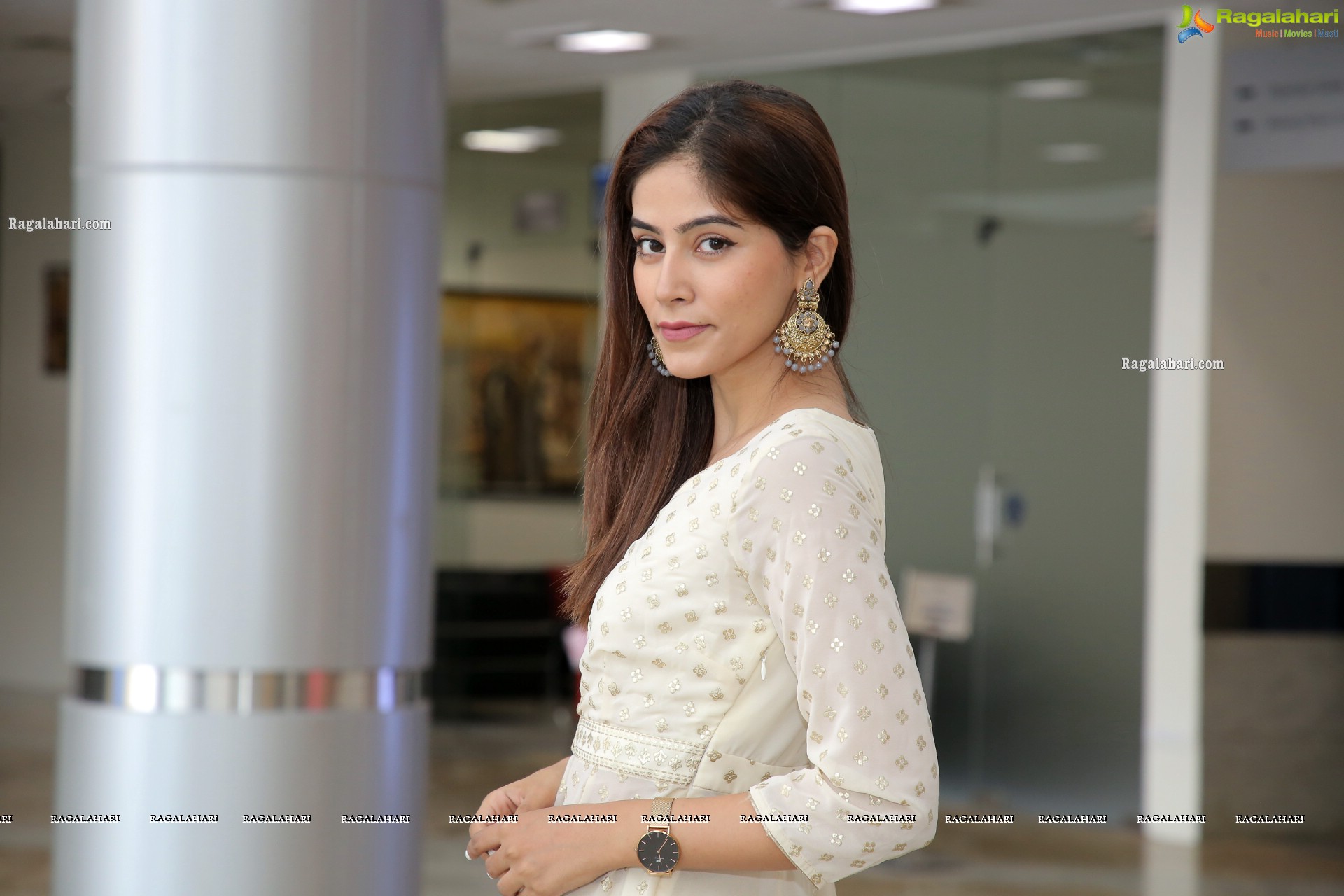 Nikita Tanwani Latest Photoshoot Stills, HD Photo Gallery