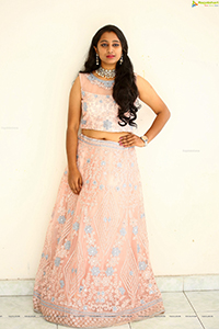 Sahana at Bari Movie Teaser Launch Event