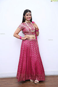 Shruthi Sharma in Rani Pink Lehenga Choli