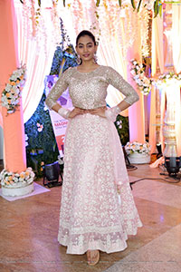 Spandana Palli in Light Pink Lehenga Choli