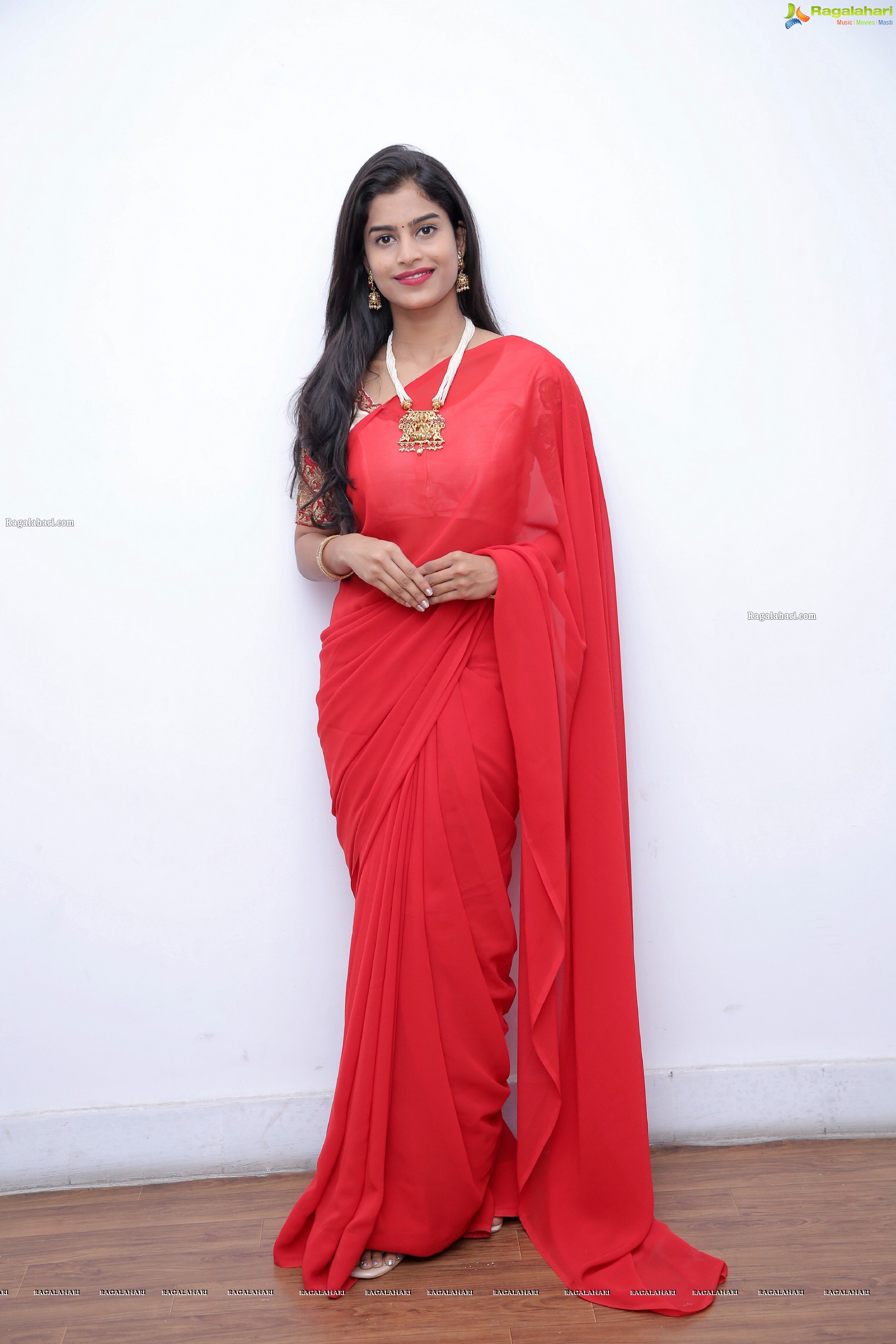 Srilekha Stills in Red Saree, HD Photo Gallery