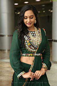 Vennela Amiga in Emerald Green Lehenga Choli