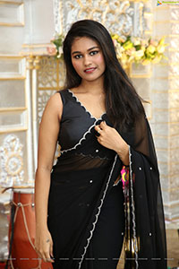 Yashaswi Shetty in Beautiful Black Saree