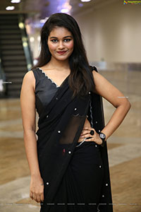 Yashaswi Shetty in Beautiful Black Saree