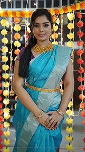 Aadhya Paruchuri in Traditional Saree