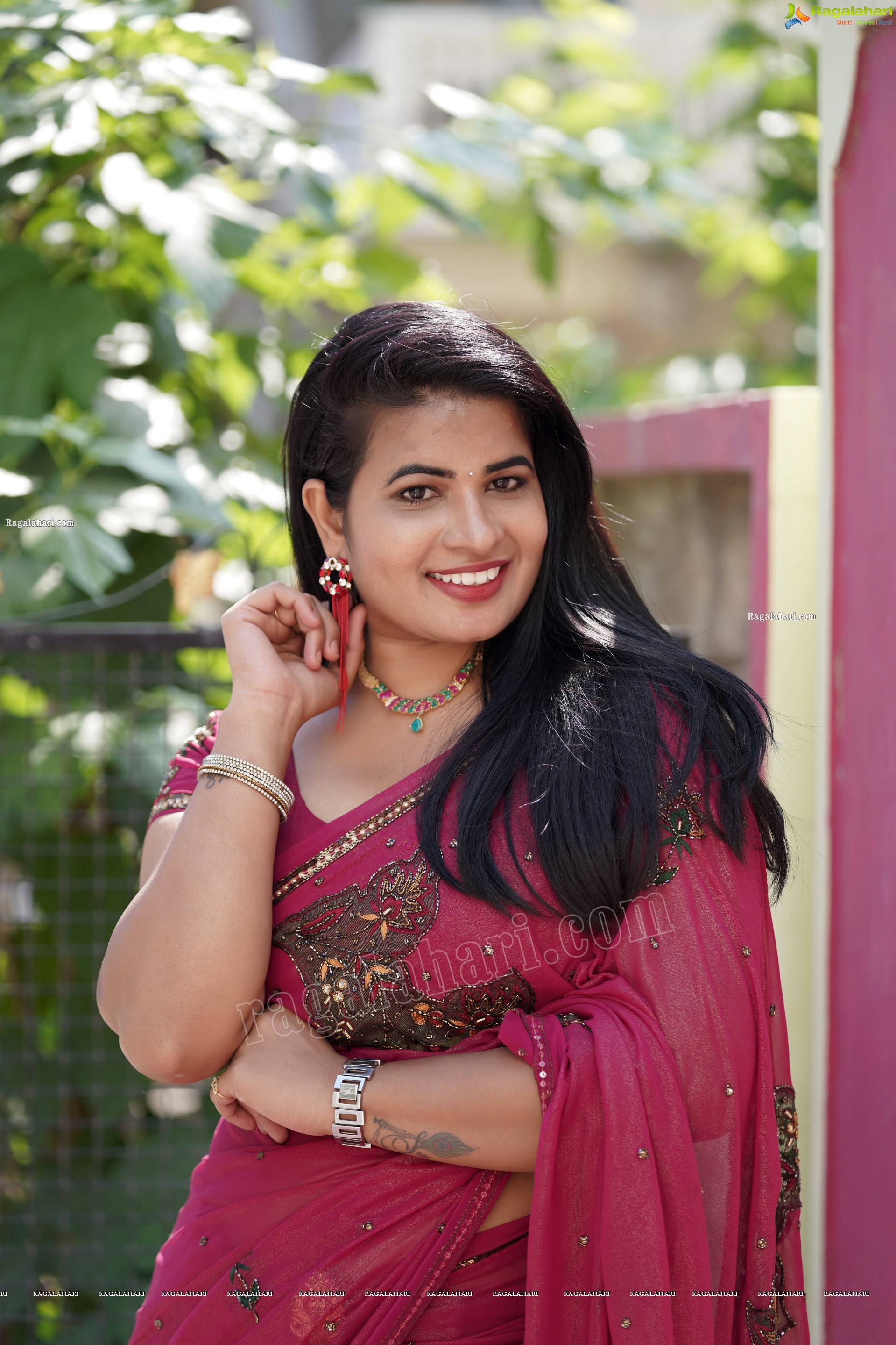 Anusha Venugopal in Pink Saree, Exclusive Photoshoot