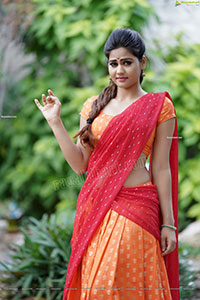 Aparnna Mallik in Orange and Red Half Saree