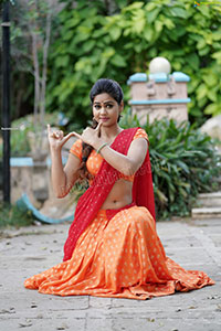 Aparnna Mallik in Orange and Red Half Saree