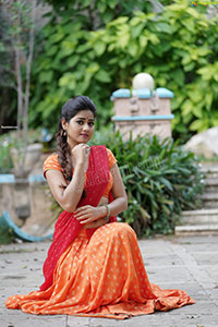 Aparnna Mallik in Orange and Red Half Saree