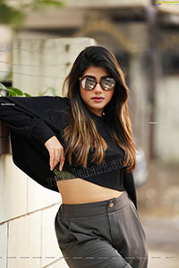 Prantika Das in Black Knitted Crop Top