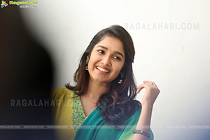 Anikha Surendran at Buttabomma Movie Interview