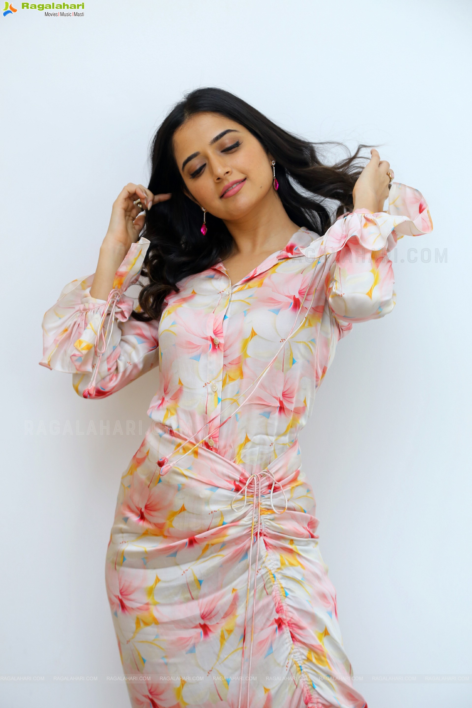 Ashika Ranganath at Amigos Movie Interview, HD Photo Gallery