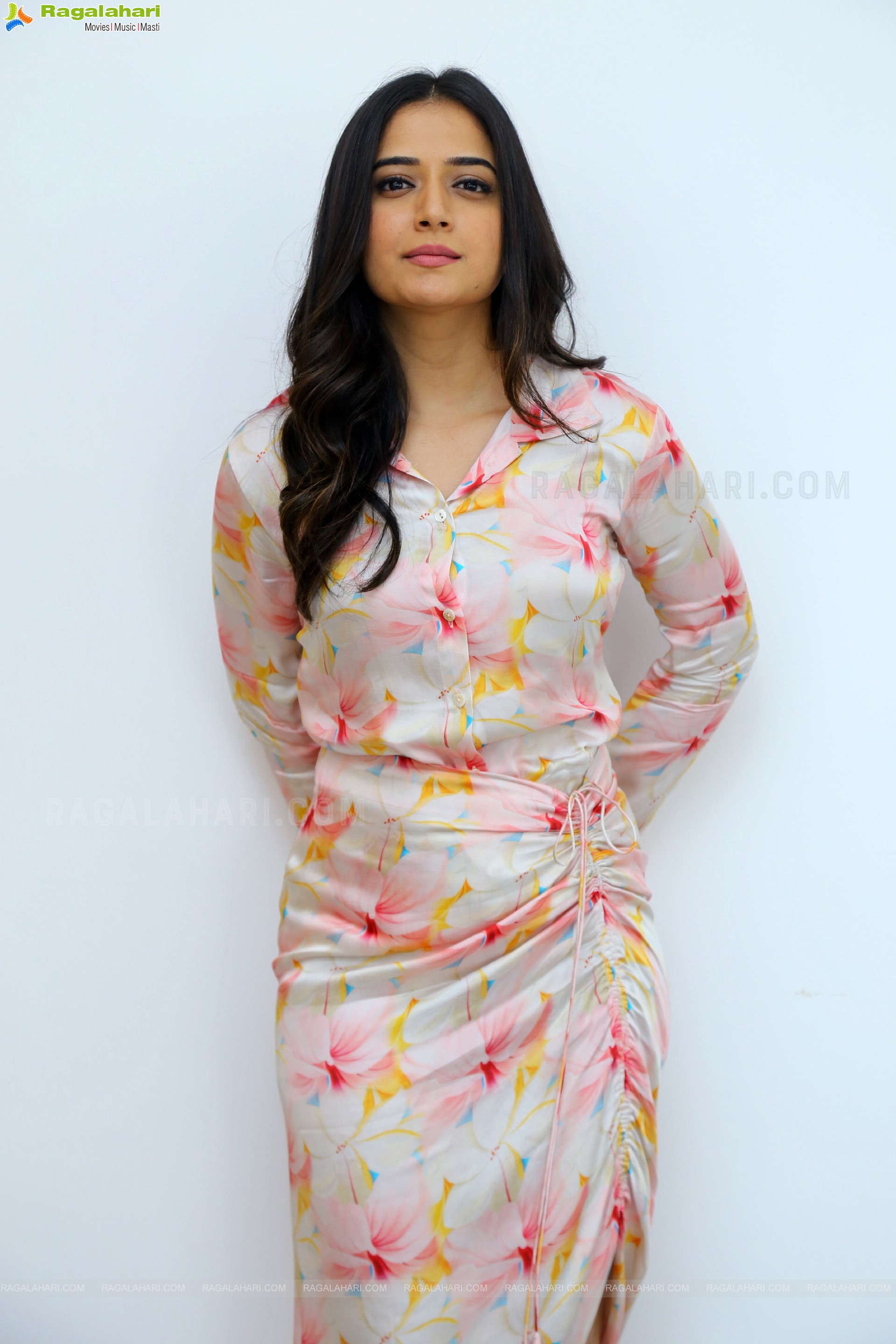 Ashika Ranganath at Amigos Movie Interview, HD Photo Gallery