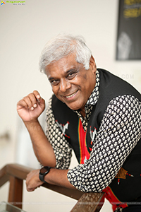 Ashish Vidyarthi at Writer Padmabhushan Interview
