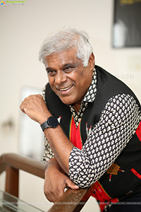 Ashish Vidyarthi at Writer Padmabhushan Interview