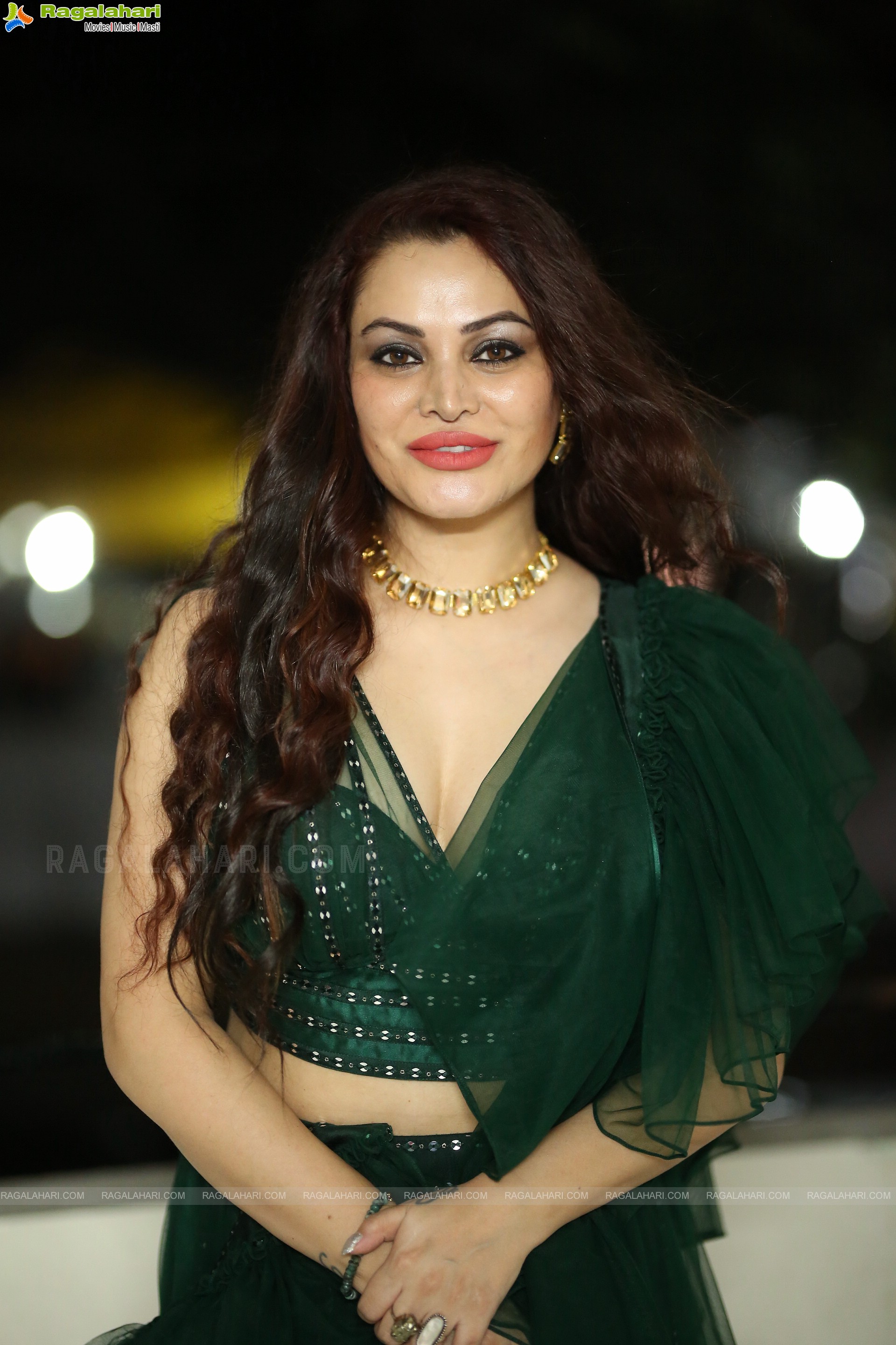 Bevelyn Bharrajj Latest Stunning Stills, HD Photo Gallery